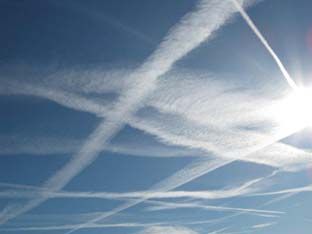 Chemtrails nad Prahou